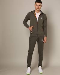 Track Suit Price in Pakistan: A Stylish Venture