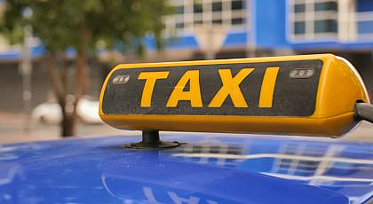 Are Taxi Services in Tunbridge Wells Regulated for Passenger Safety?