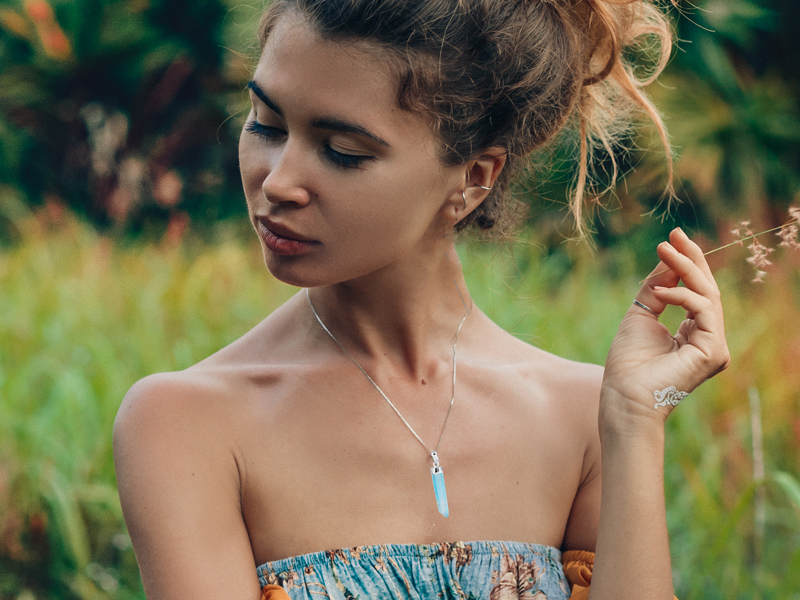 The Allure Of Aqua Aura Jewelry