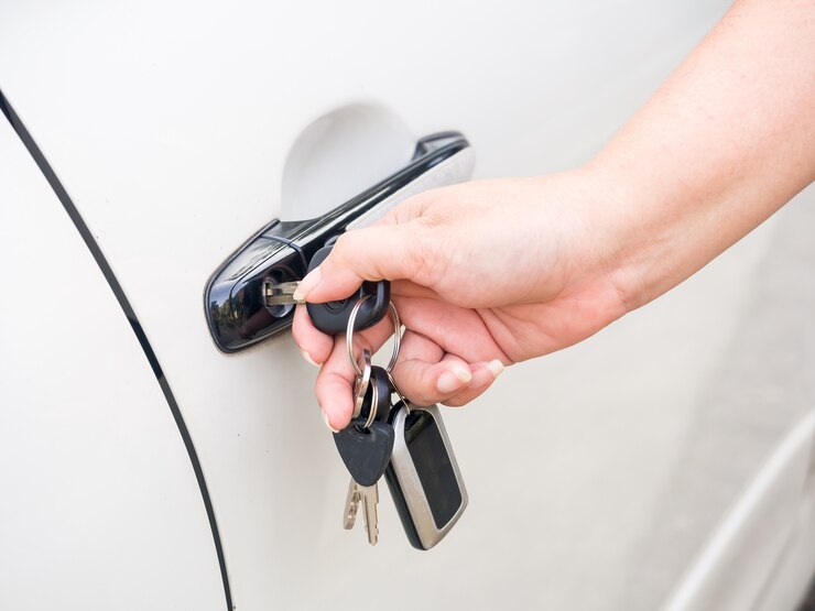 How to Avoid Common Car Unlock Service Scams in Denver