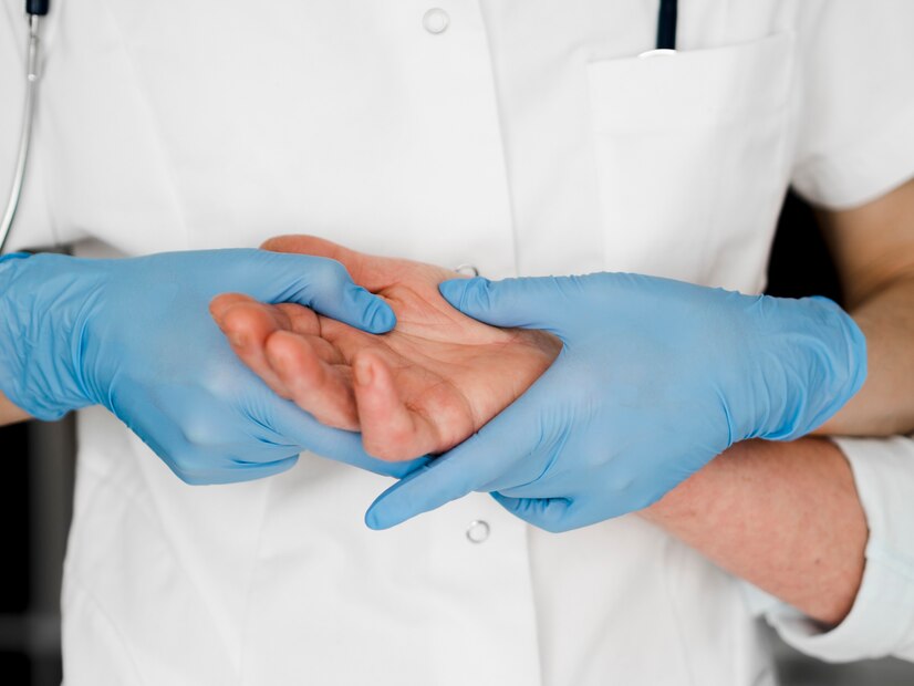 A Comprehensive Guide to Finding a Hand Specialist in Dubai