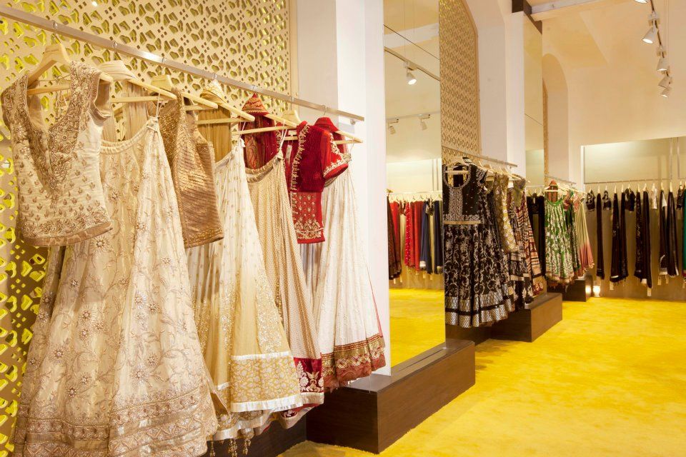 What are the Typical Delivery Times for Indian Dresses Ordered Online to Dubai?